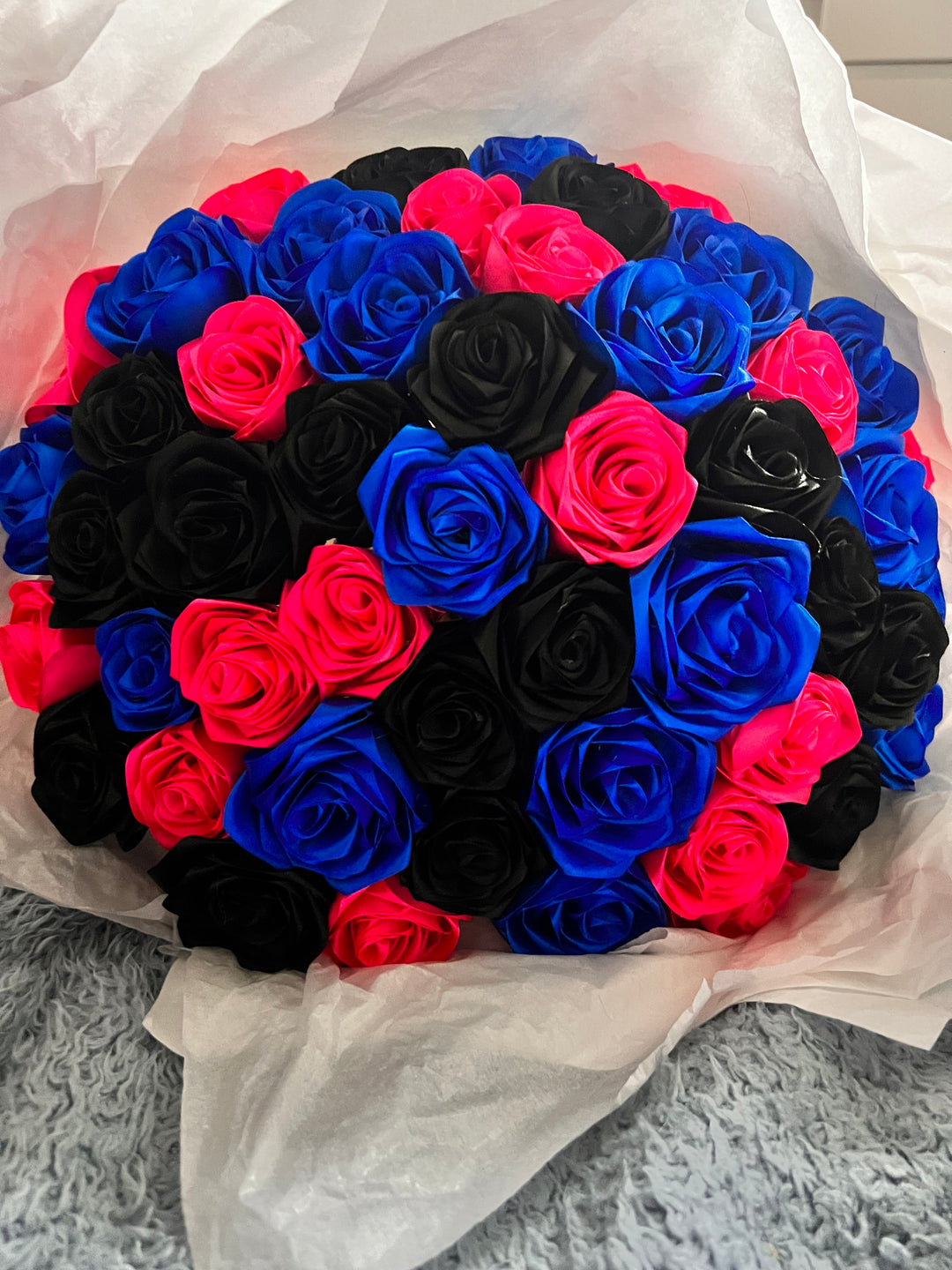 50 3 colour roses