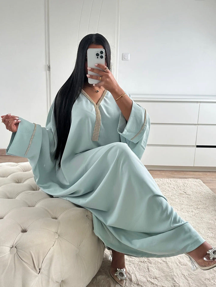 Dubai abaya